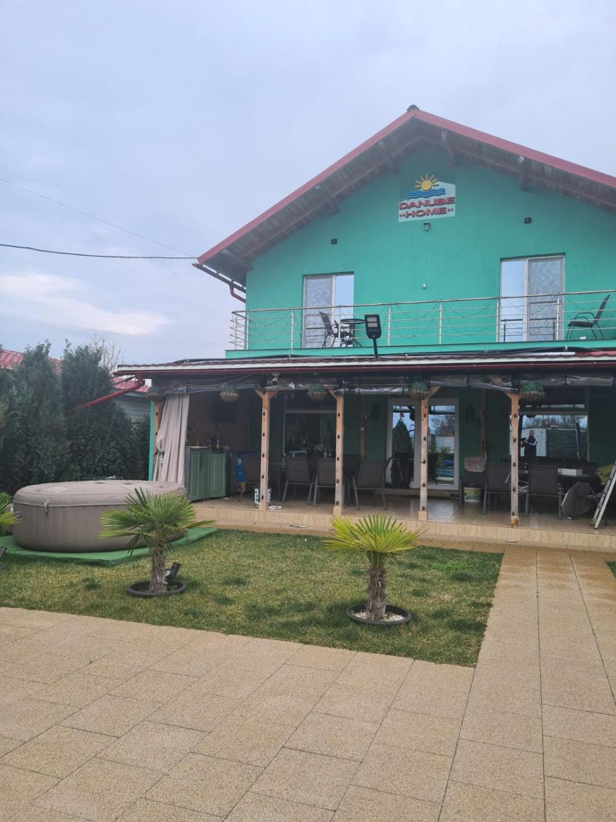 Danube Home Ostrovu Corbului Exterior photo